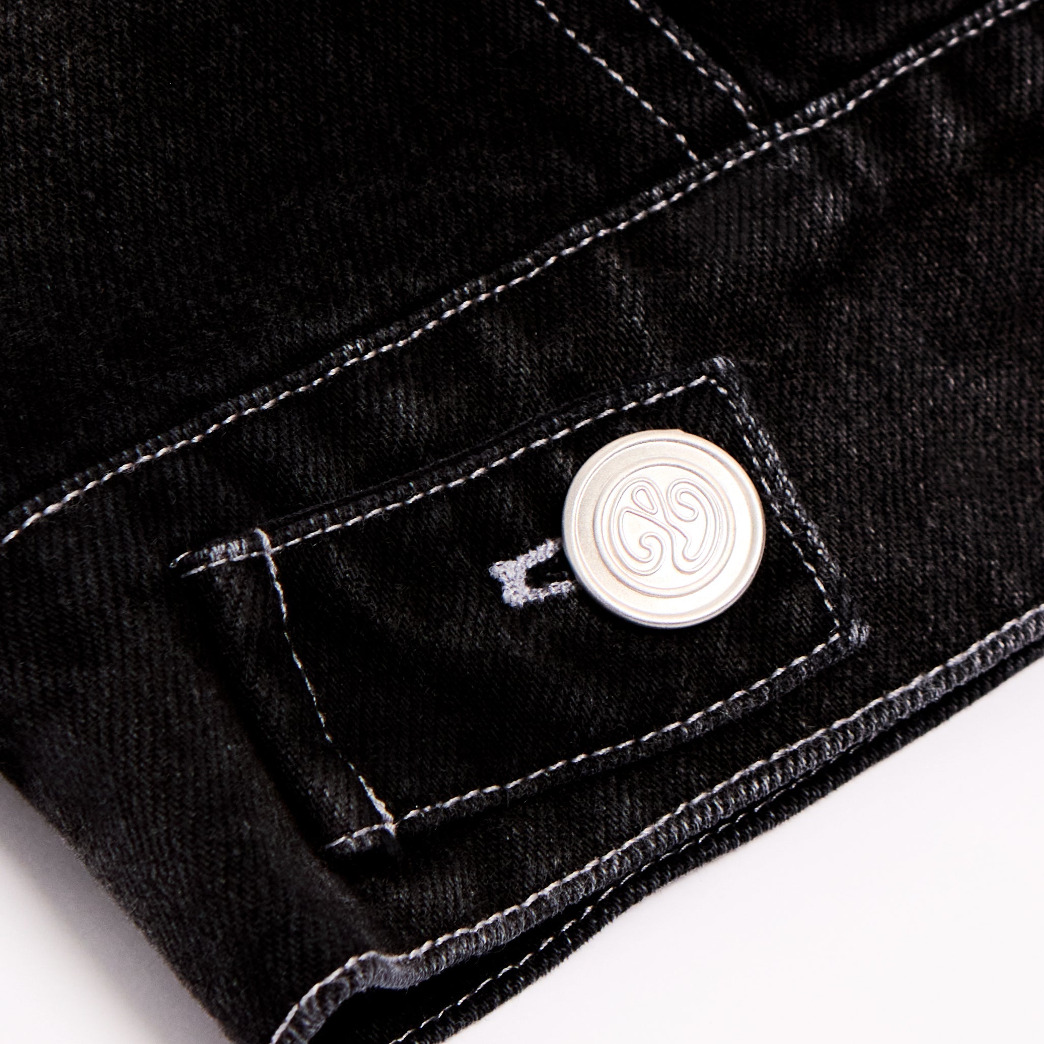 ELYSIAN DENIM JACKET